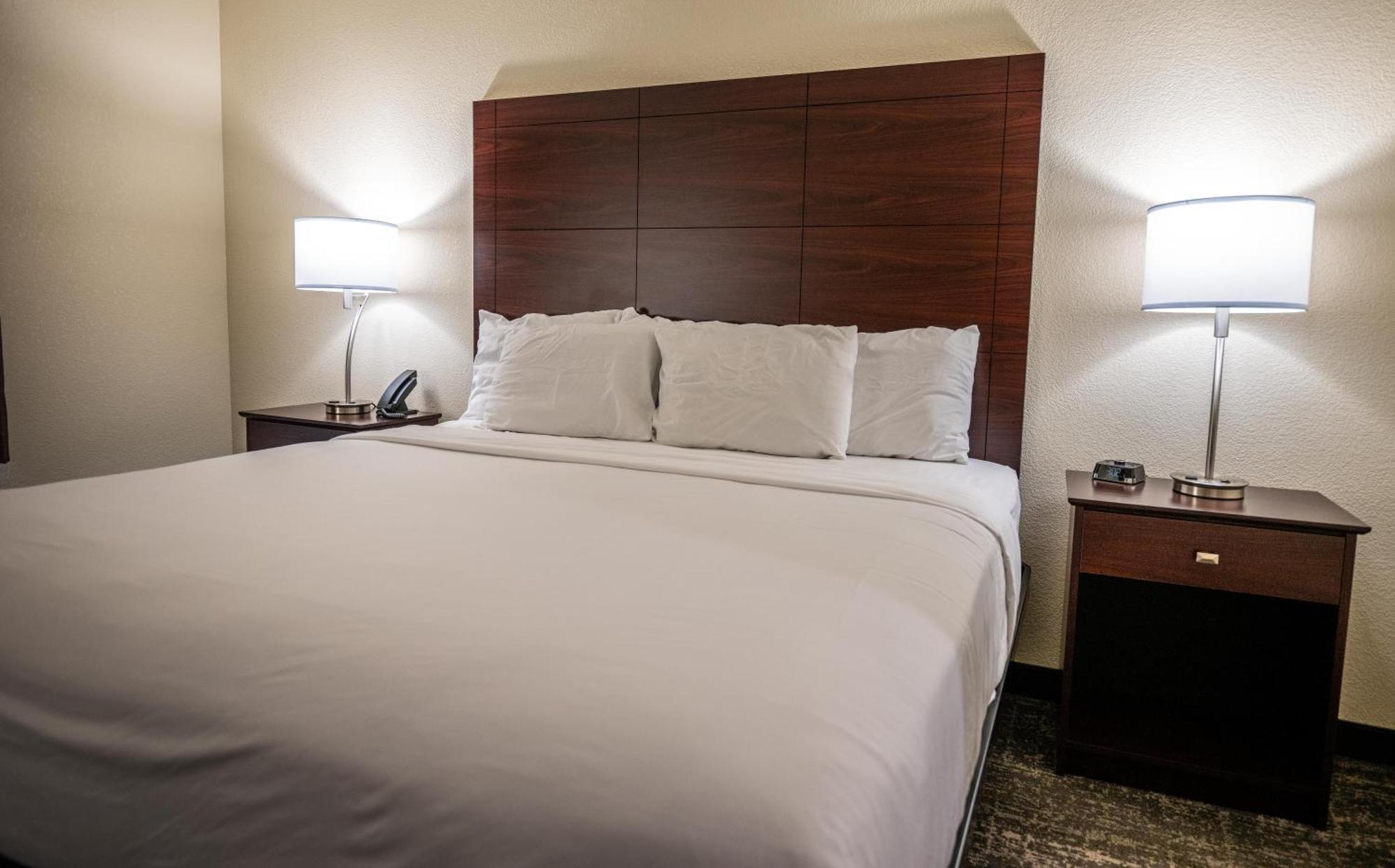 Cobblestone Hotel&Suites - Lamar Esterno foto